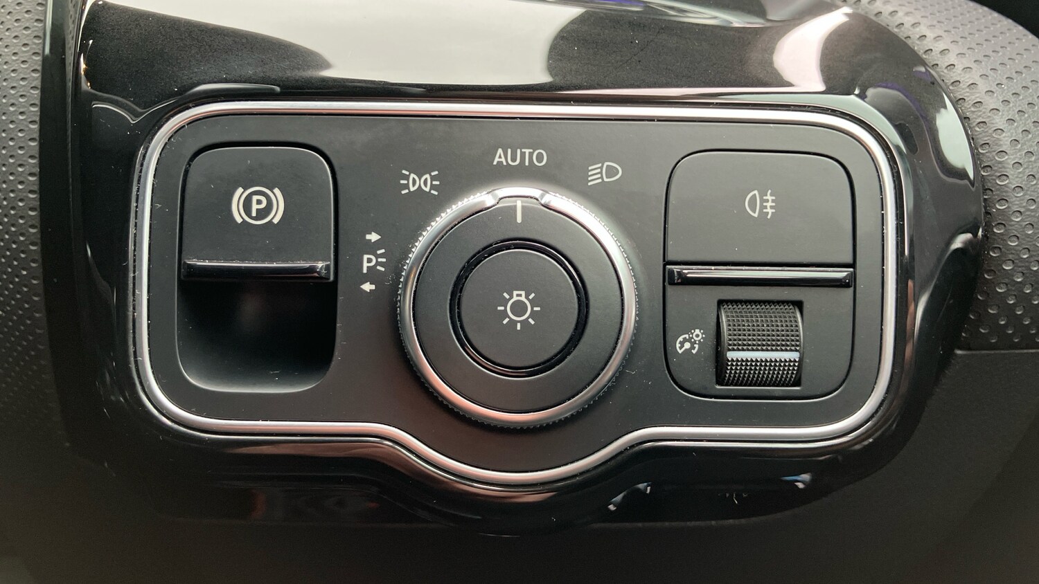 Used Mercedes-Benz A-Class 2019 for sale - 77812850: Photo 52