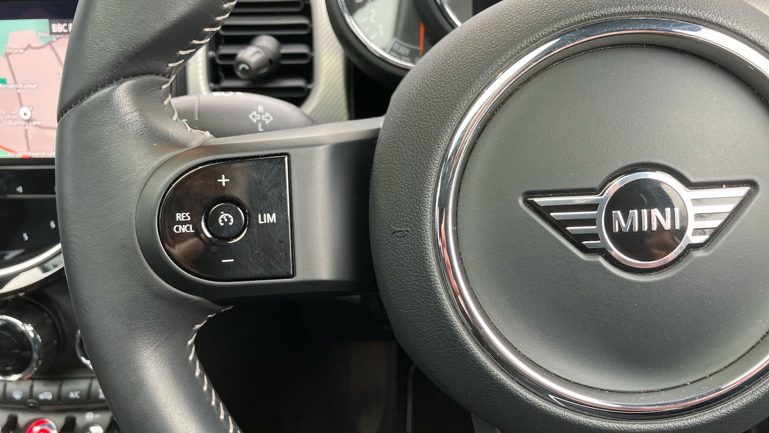 Used MINI Hatch 2023 for sale - 77918474: Photo 17