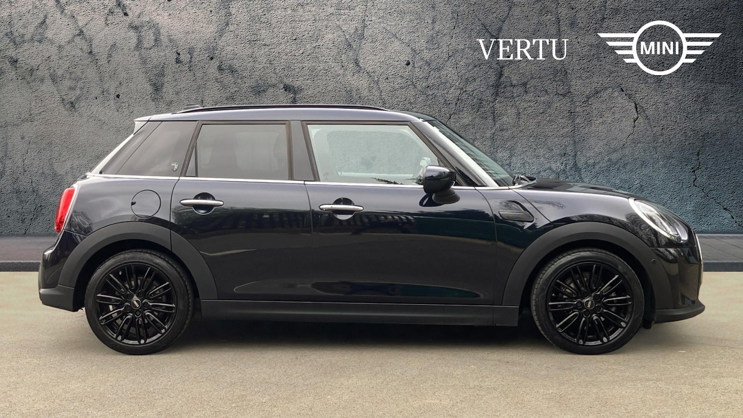 Used MINI Hatch 2023 for sale - 77918474: Photo 3