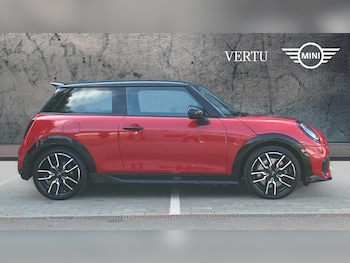 Used MINI Cooper 2024 for sale - 76010949: Photo