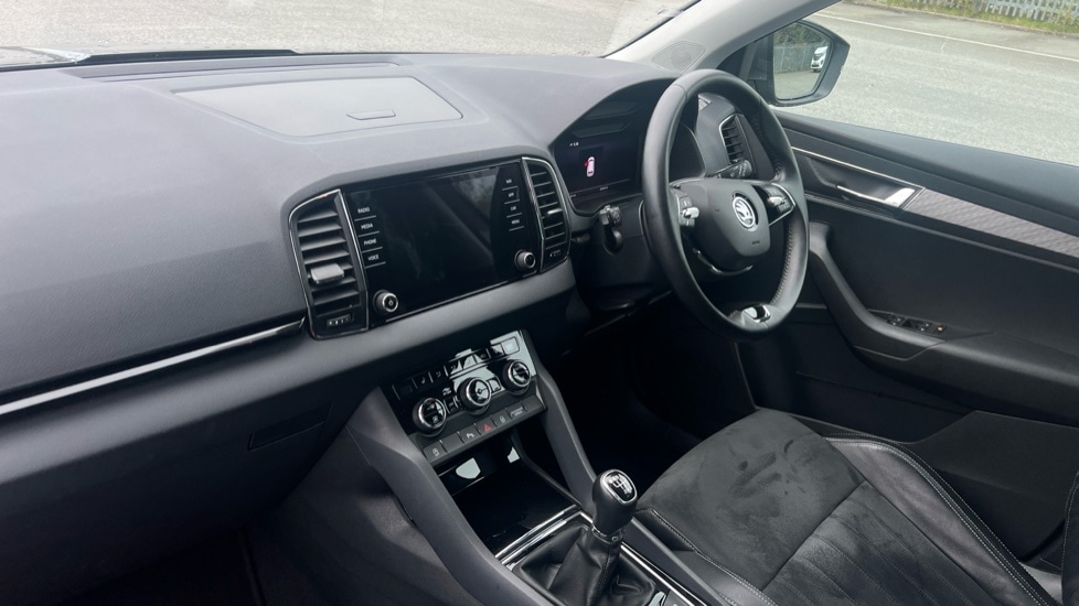 Used Skoda Karoq 2022 for sale - 76447328: Photo 2