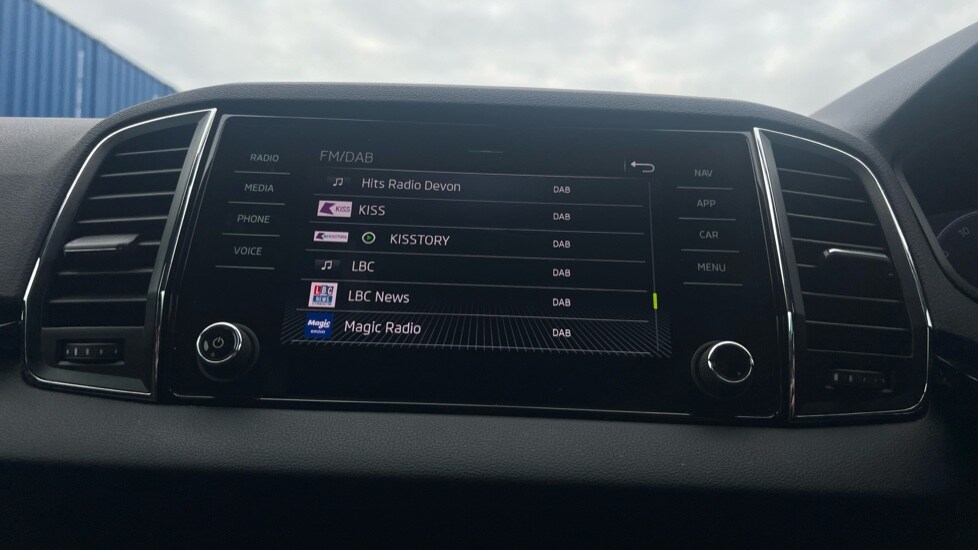 Used Skoda Karoq 2022 for sale - 76447328: Photo 25