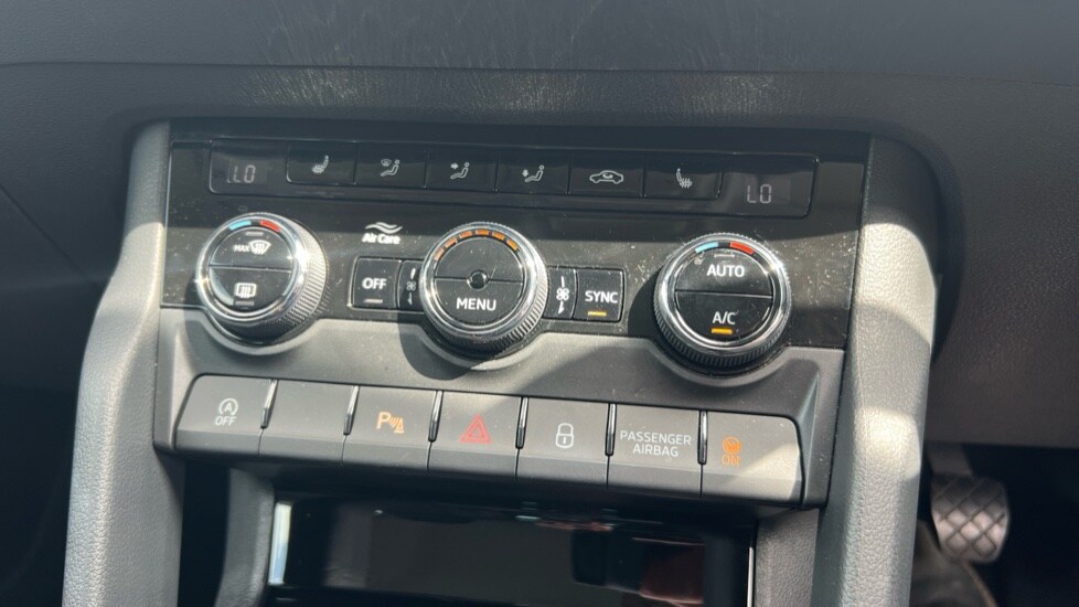 Vehicle 33