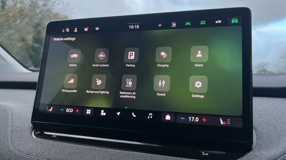 Used Skoda Enyaq 2025 for sale - 76872299: Photo 48