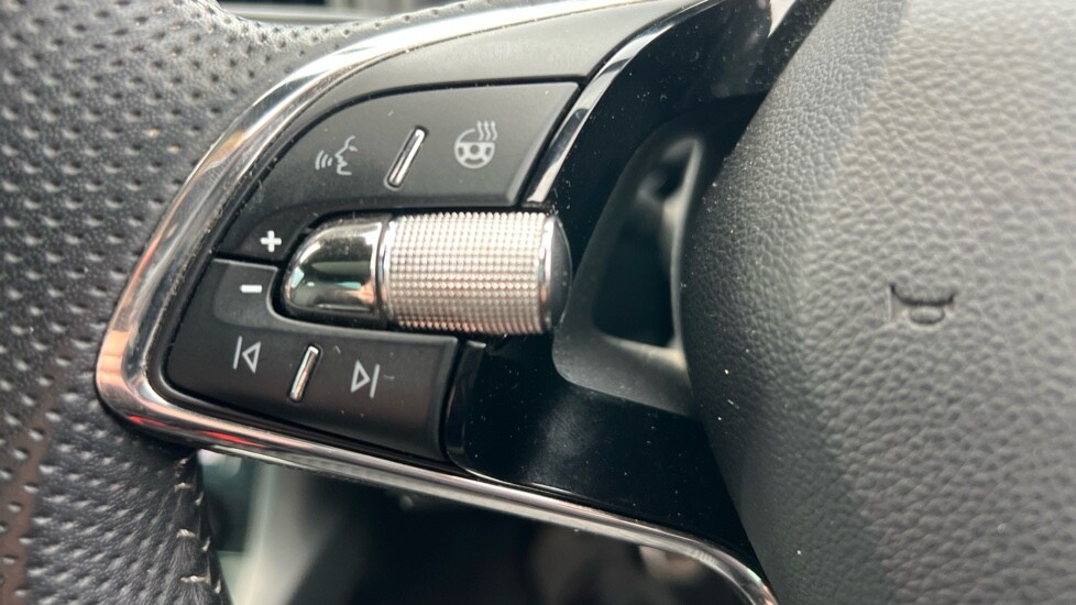 Used Skoda Karoq 2023 for sale - 76873232: Photo 47