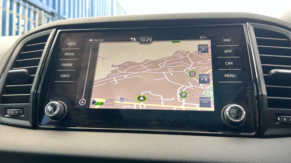 Used Skoda Karoq 2023 for sale - 76873232: Photo 65