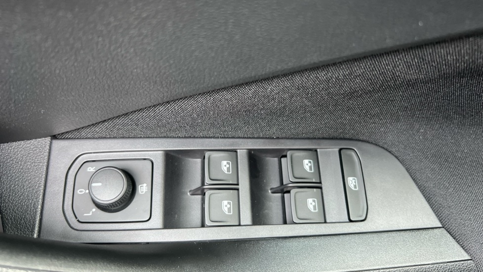 Used Skoda Kamiq 2025 for sale - 76871349: Photo 65