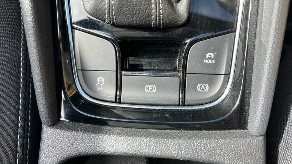 Used Skoda Karoq 2022 for sale - 76519334: Photo 42