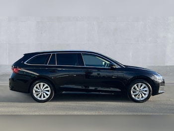 Used Skoda Octavia 2025 for sale - 76563627: Photo