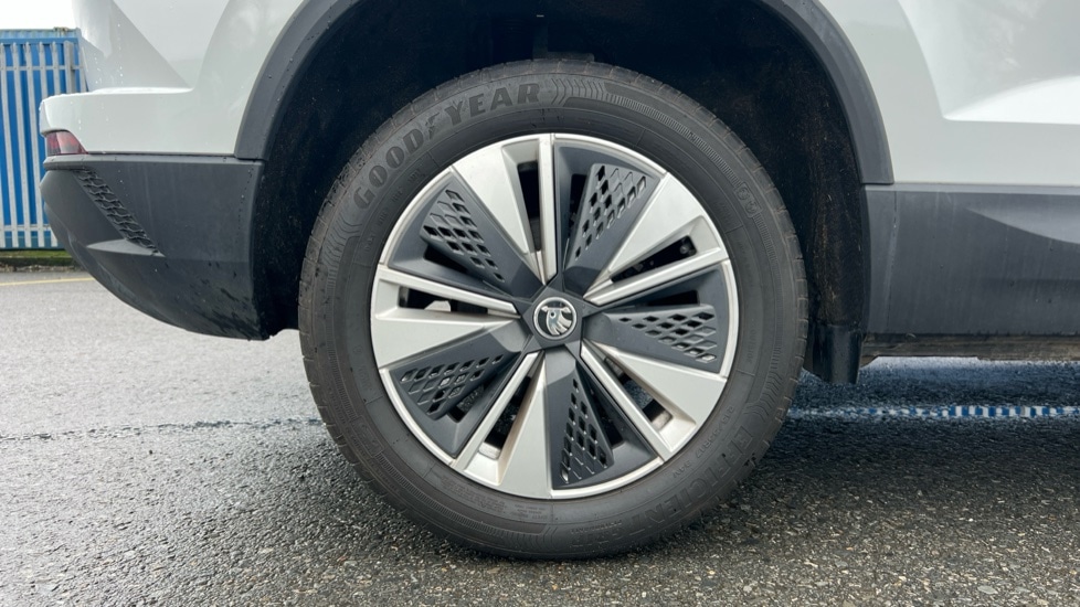 Used Skoda Karoq 2024 for sale - 76872828: Photo 5