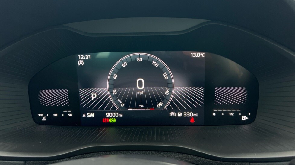 Used Skoda Karoq 2024 for sale - 76872828: Photo 76