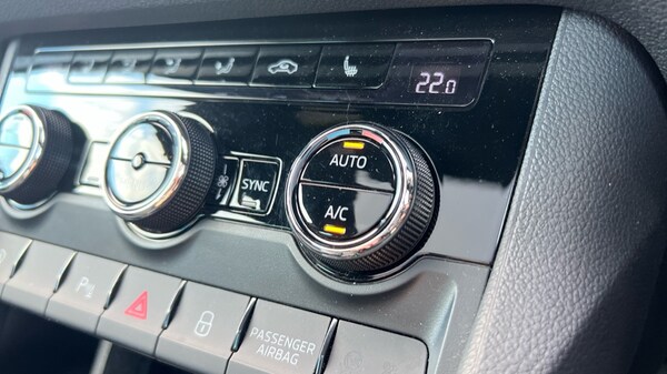 Used Skoda Karoq 2020 for sale - 76140324: Photo 80