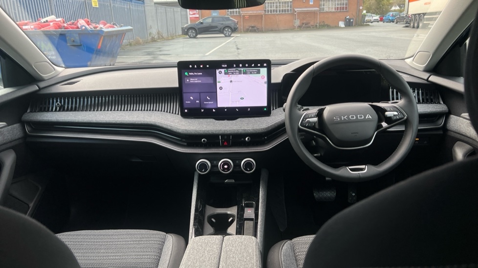 Used Skoda Superb 2025 for sale - 76871337: Photo 12