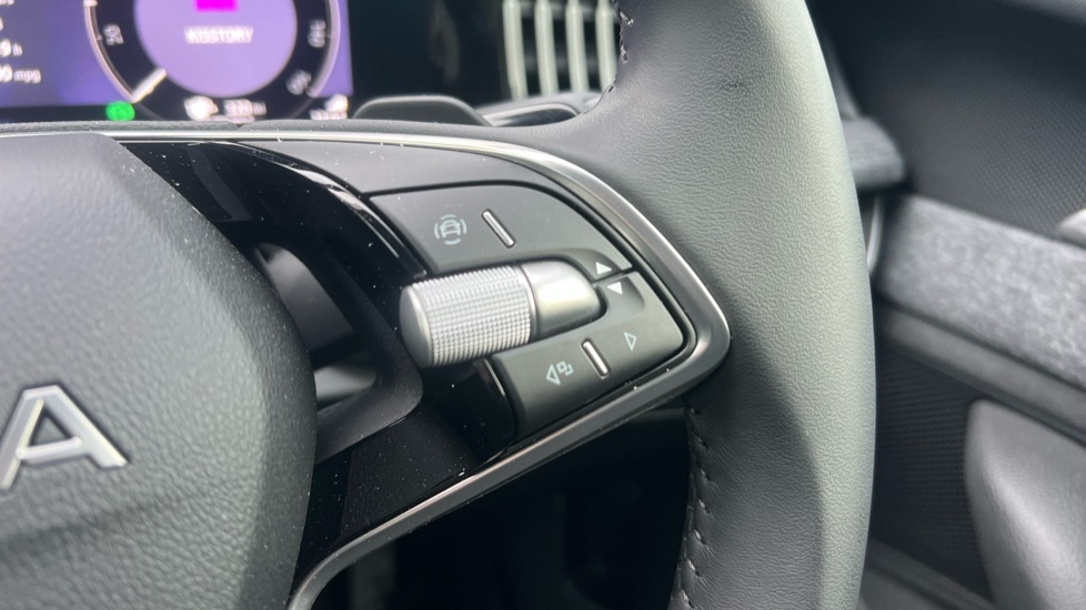 Used Skoda Superb 2025 for sale - 76871337: Photo 56