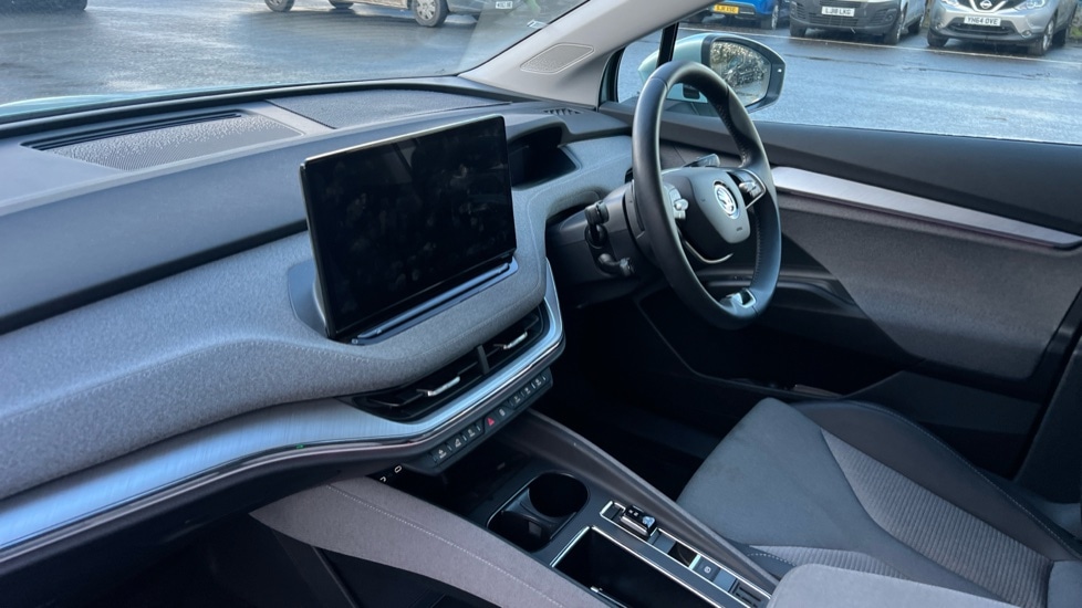 Used Skoda Enyaq 2025 for sale - 76544520: Photo 2