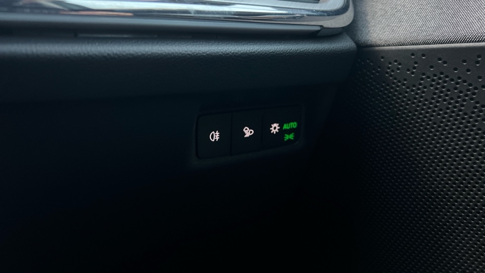 Used Skoda Enyaq 2025 for sale - 76544520: Photo 64