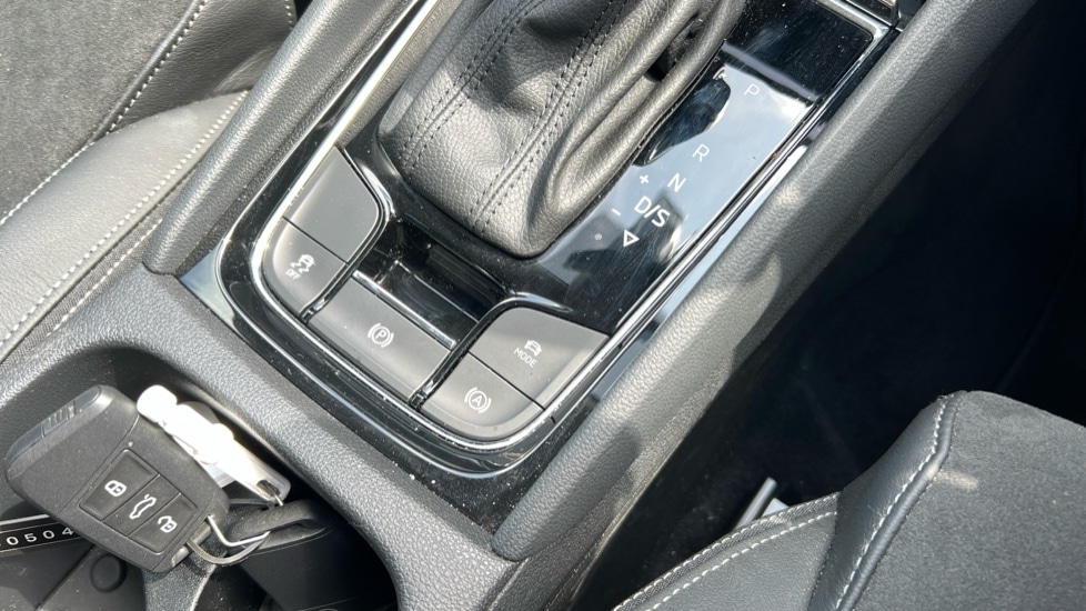 Used Skoda Karoq 2024 for sale - 76452321: Photo 45