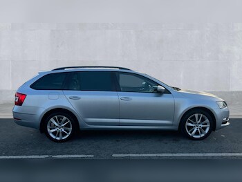 Used Skoda Octavia 2018 for sale - 76874089: Photo