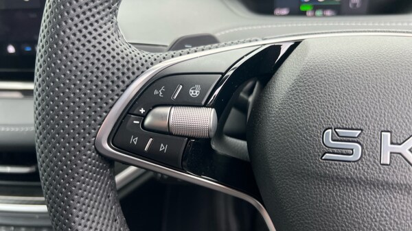 Used Skoda Enyaq 2025 for sale - 75751356: Photo 37