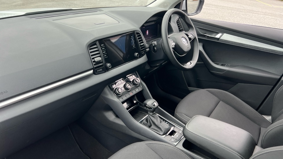 Used Skoda Karoq 2024 for sale - 76869267: Photo 2