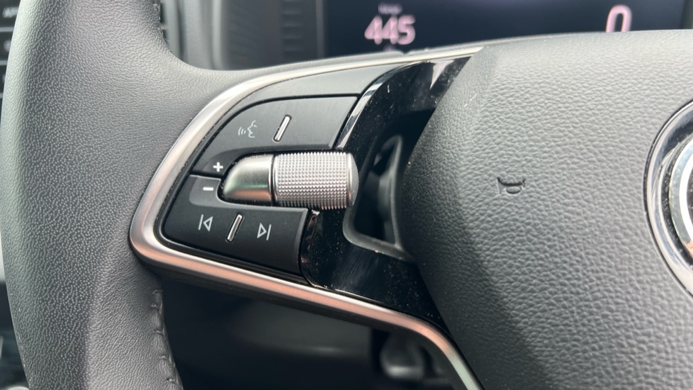 Used Skoda Karoq 2024 for sale - 76869267: Photo 38