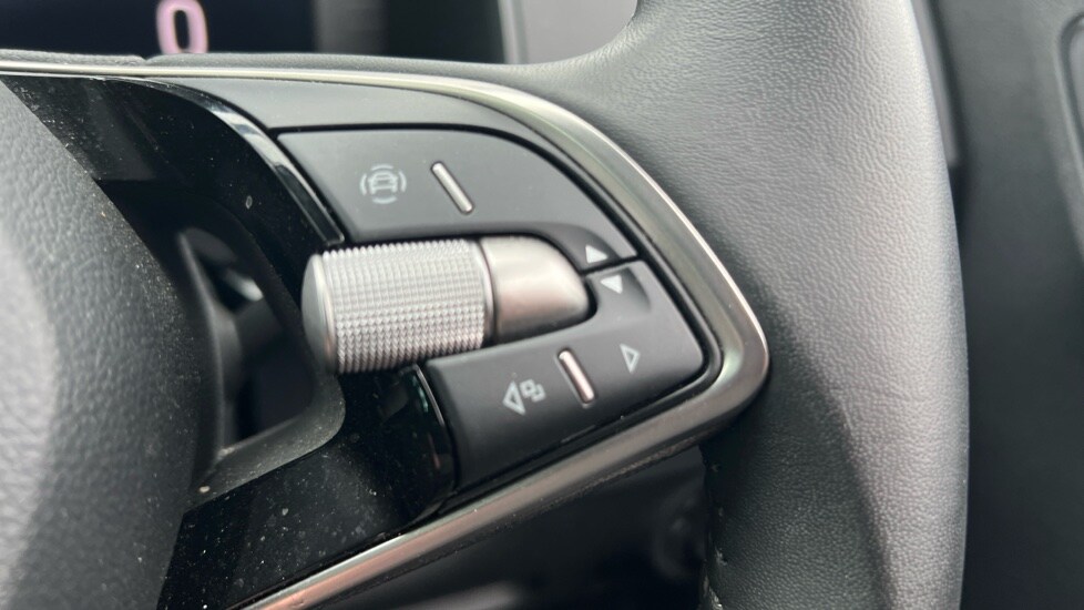 Used Skoda Karoq 2024 for sale - 76869267: Photo 39