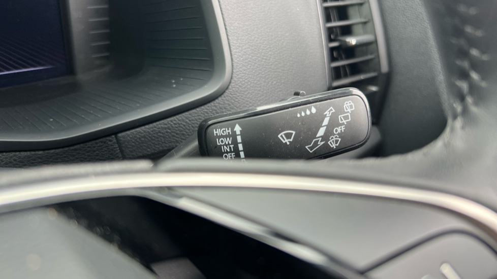 Used Skoda Karoq 2024 for sale - 76869267: Photo 43