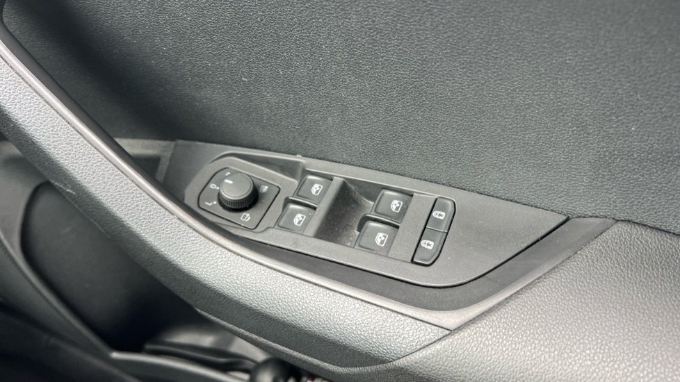 Used Skoda Karoq 2024 for sale - 76869267: Photo 46