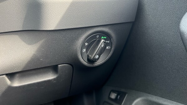 Used Skoda Karoq 2024 for sale - 75472170: Photo 46