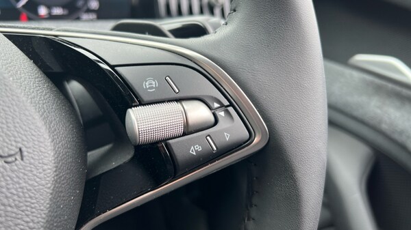 Used Skoda Superb 2024 for sale - 75471848: Photo 37