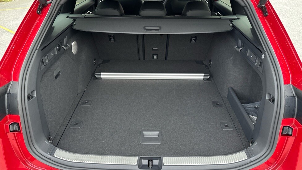 Used Skoda Superb 2025 for sale - 76871320: Photo 16