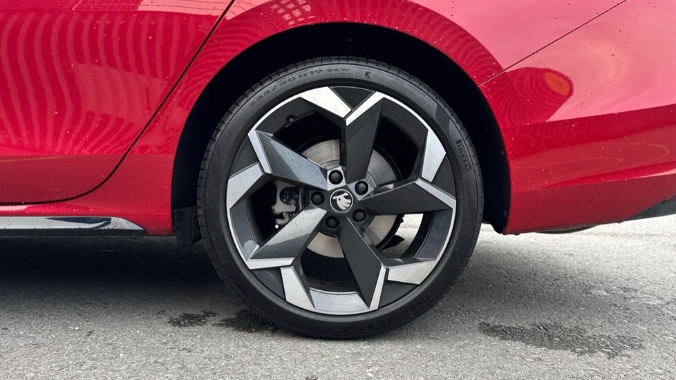 Used Skoda Superb 2025 for sale - 76871320: Photo 18