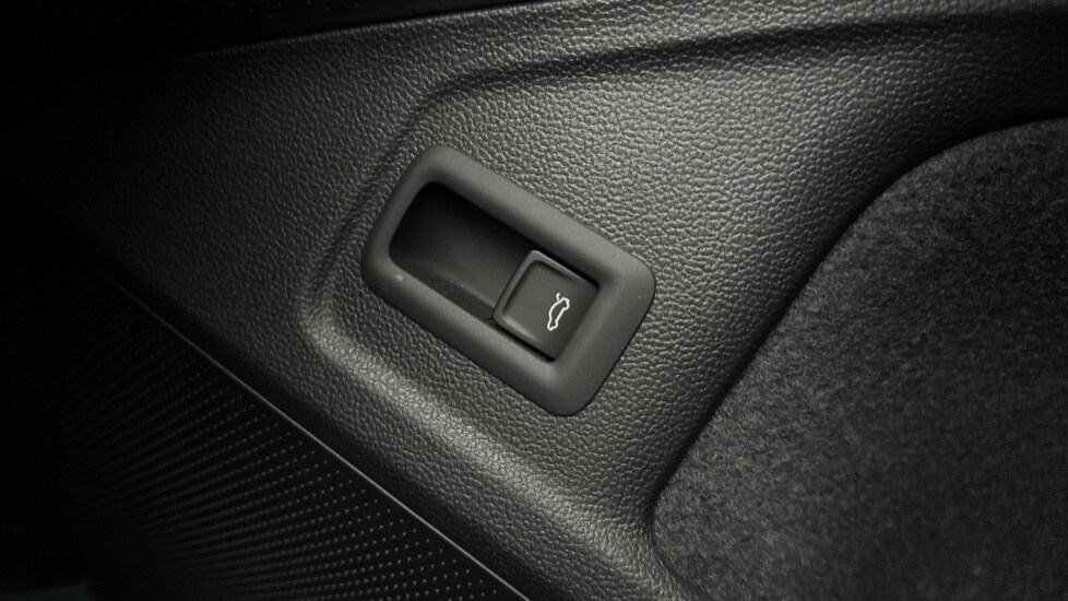 Used Skoda Superb 2025 for sale - 76871320: Photo 72