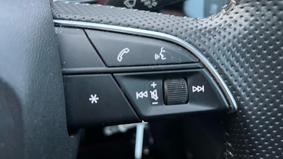 Used Audi Q3 2019 for sale - 76874993: Photo 54