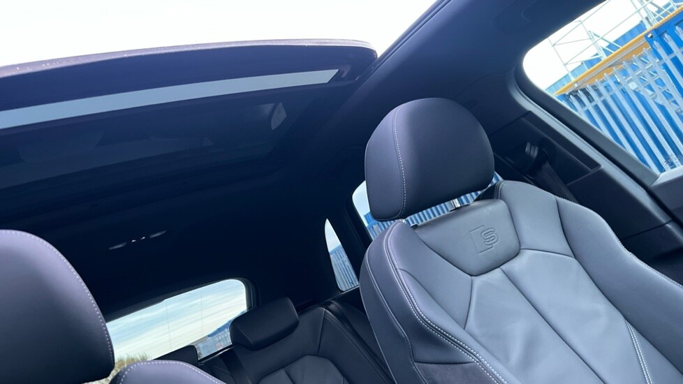 Used Audi Q3 2019 for sale - 76874993: Photo 90