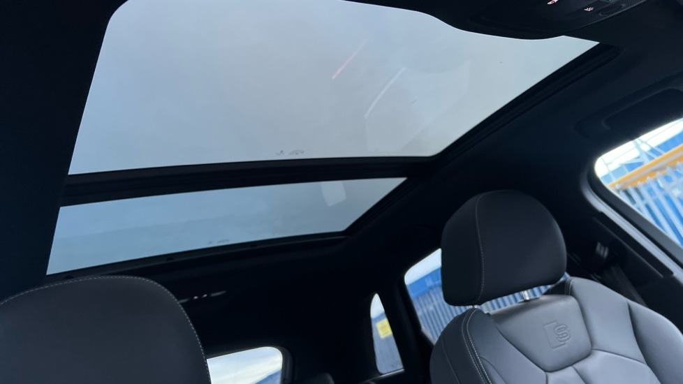 Used Audi Q3 2019 for sale - 76874993: Photo 92