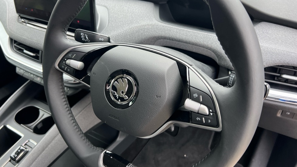 Used Skoda Enyaq 2025 for sale - 76868355: Photo 37