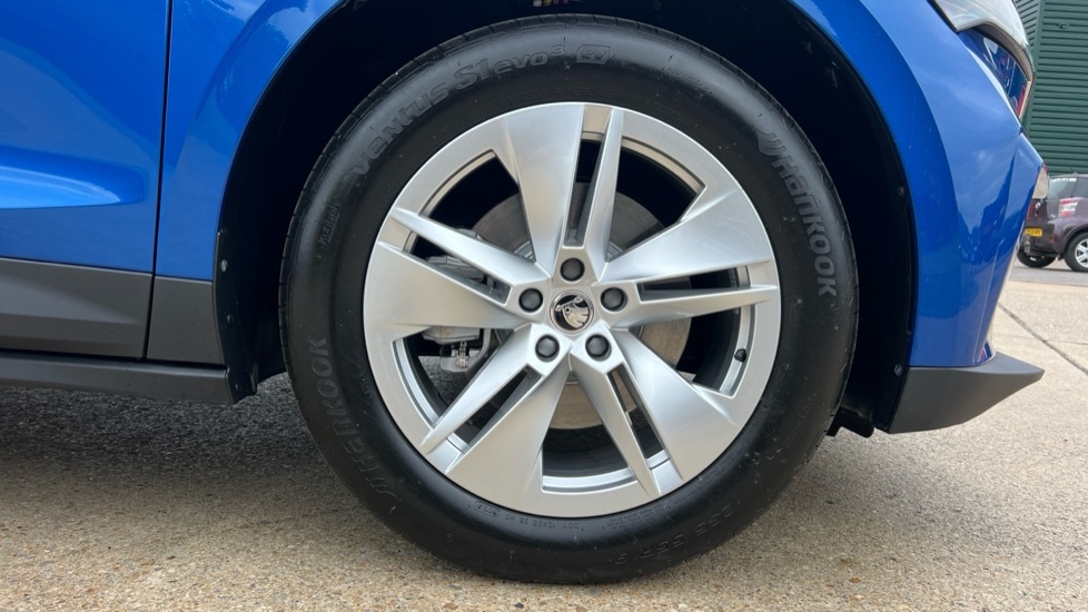 Used Skoda Enyaq 2025 for sale - 76868355: Photo 5