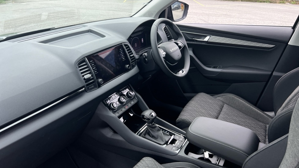 Used Skoda Karoq 2025 for sale - 76015272: Photo 2