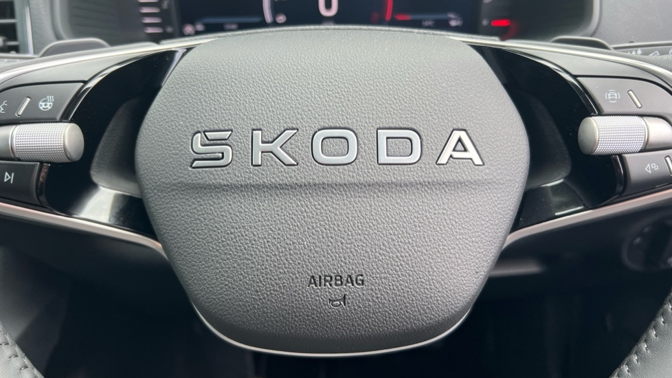 Used Skoda Karoq 2025 for sale - 76015272: Photo 32