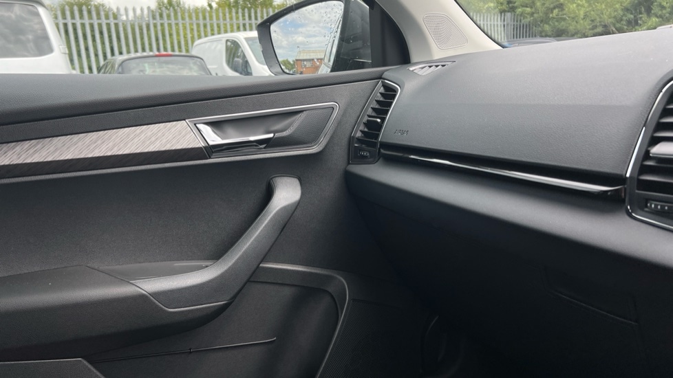 Used Skoda Karoq 2025 for sale - 76015272: Photo 38