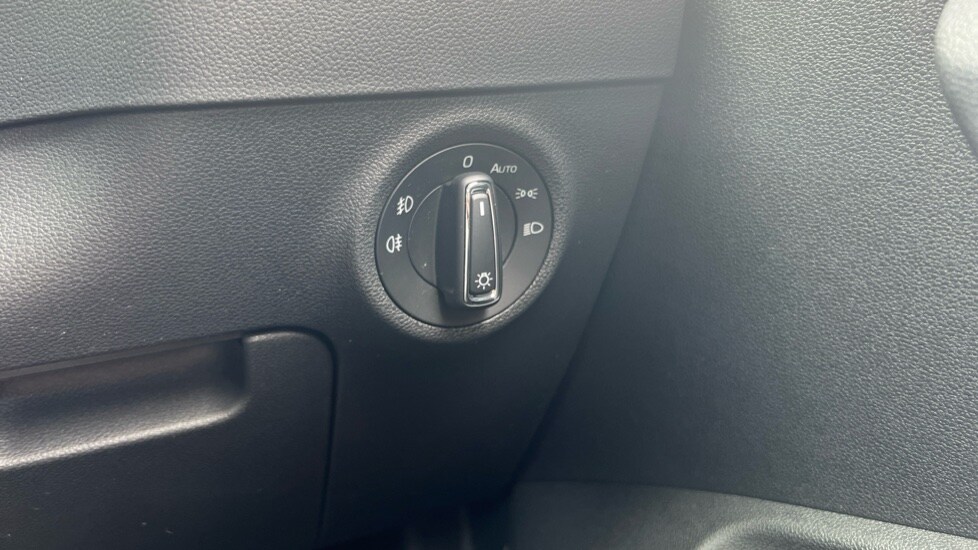 Used Skoda Karoq 2025 for sale - 76015272: Photo 43