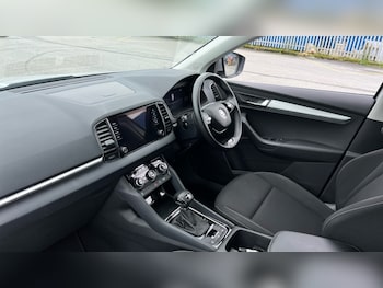 Used Skoda Karoq 2023 for sale - 76229312: Photo 2