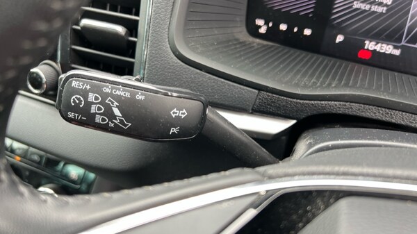 Used Skoda Karoq 2023 for sale - 76229312: Photo 33