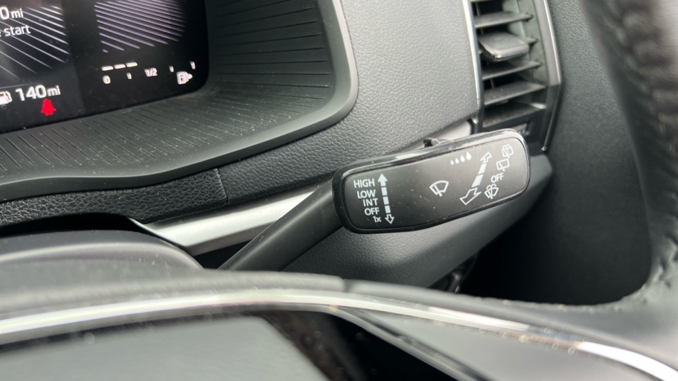 Used Skoda Karoq 2023 for sale - 76229312: Photo 34