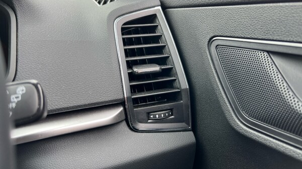 Used Skoda Karoq 2023 for sale - 76229312: Photo 35