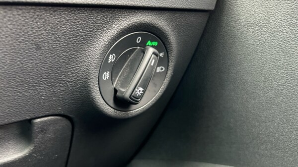 Used Skoda Karoq 2023 for sale - 76229312: Photo 36
