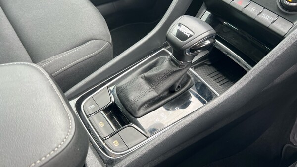 Used Skoda Karoq 2024 for sale - 75534350: Photo 47