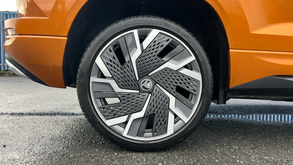 Used Skoda Karoq 2023 for sale - 76544464: Photo 5