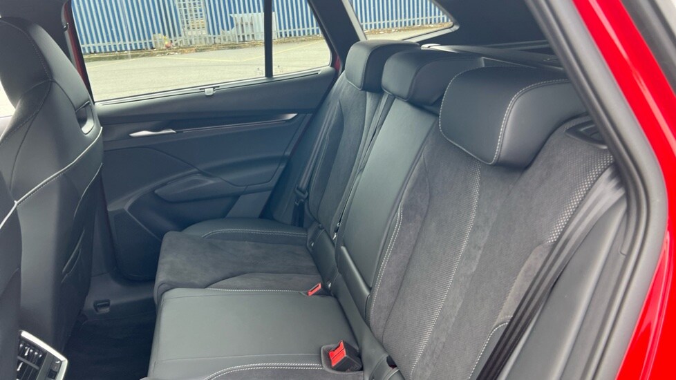 Used Skoda Enyaq 2025 for sale - 76868837: Photo 15